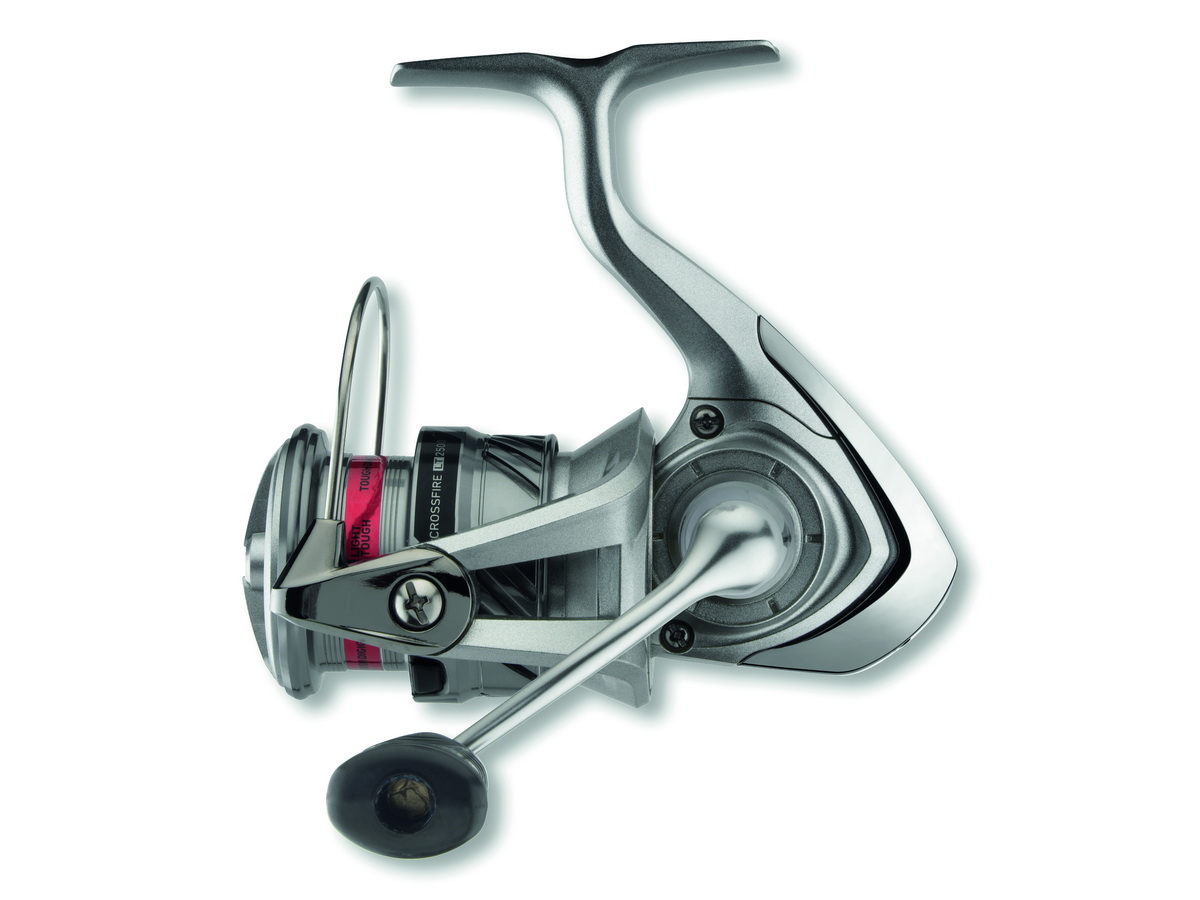 DAIWA 20 Crossfire LT 1000 Angelrolle mit Frontbremse